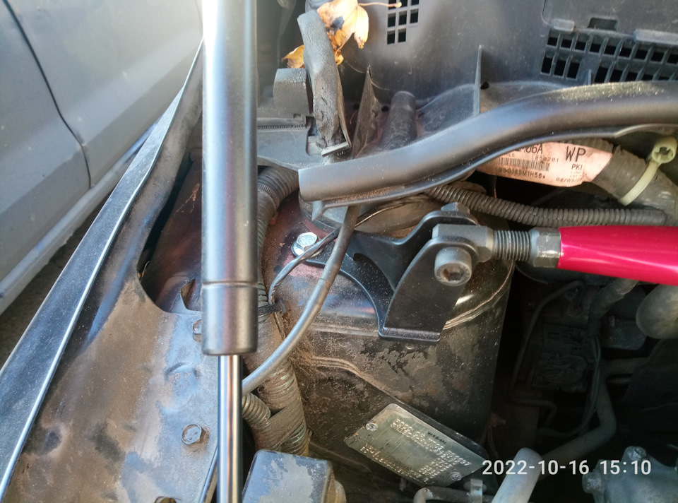 Фото в бортжурнале Nissan Tiida (1G)