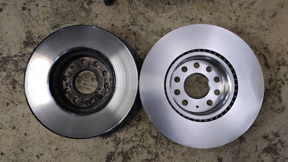 16. Передние тормоза 312 мм. Дребезг топливных трубок — Skoda Octavia ...