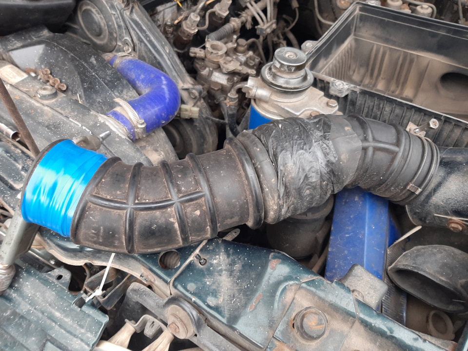 Патрубок ремонтный 100. Патрубок воздушного фильтра 90*110. Воздушный патрубок мазда мпв. Патрубок воздушного фильтра 1049а. Патрубок воздушного фильтра zuum 300.