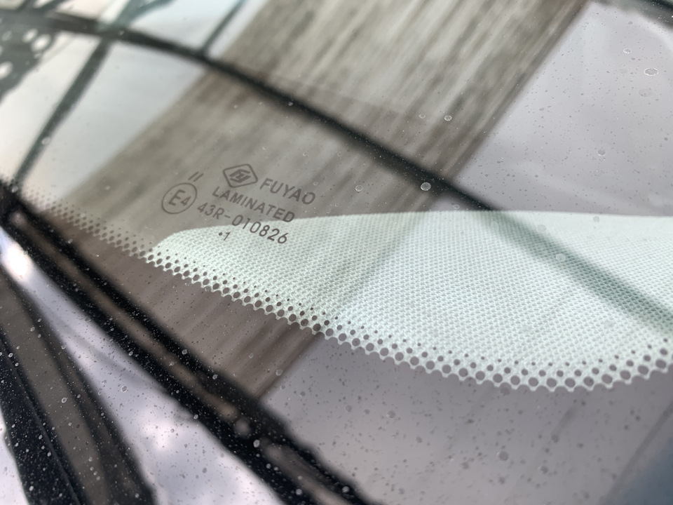 Замена лобового на FUYAO — BMW 1 series (E81/E87), 1,6 л, 2011 года ...