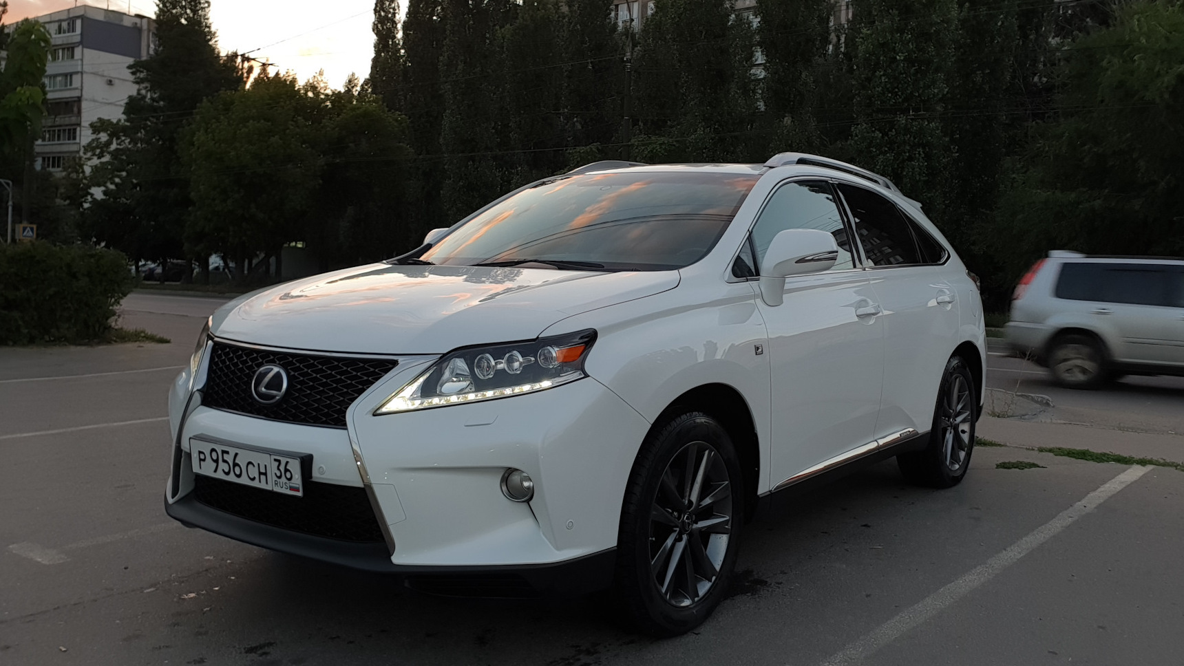 Диск f sport lexus. Lexus rx450h диски. Диски Лексус RX F Sport. Lexus RX 3 F Sport. Лексус РХ F спорт 2015 белый.