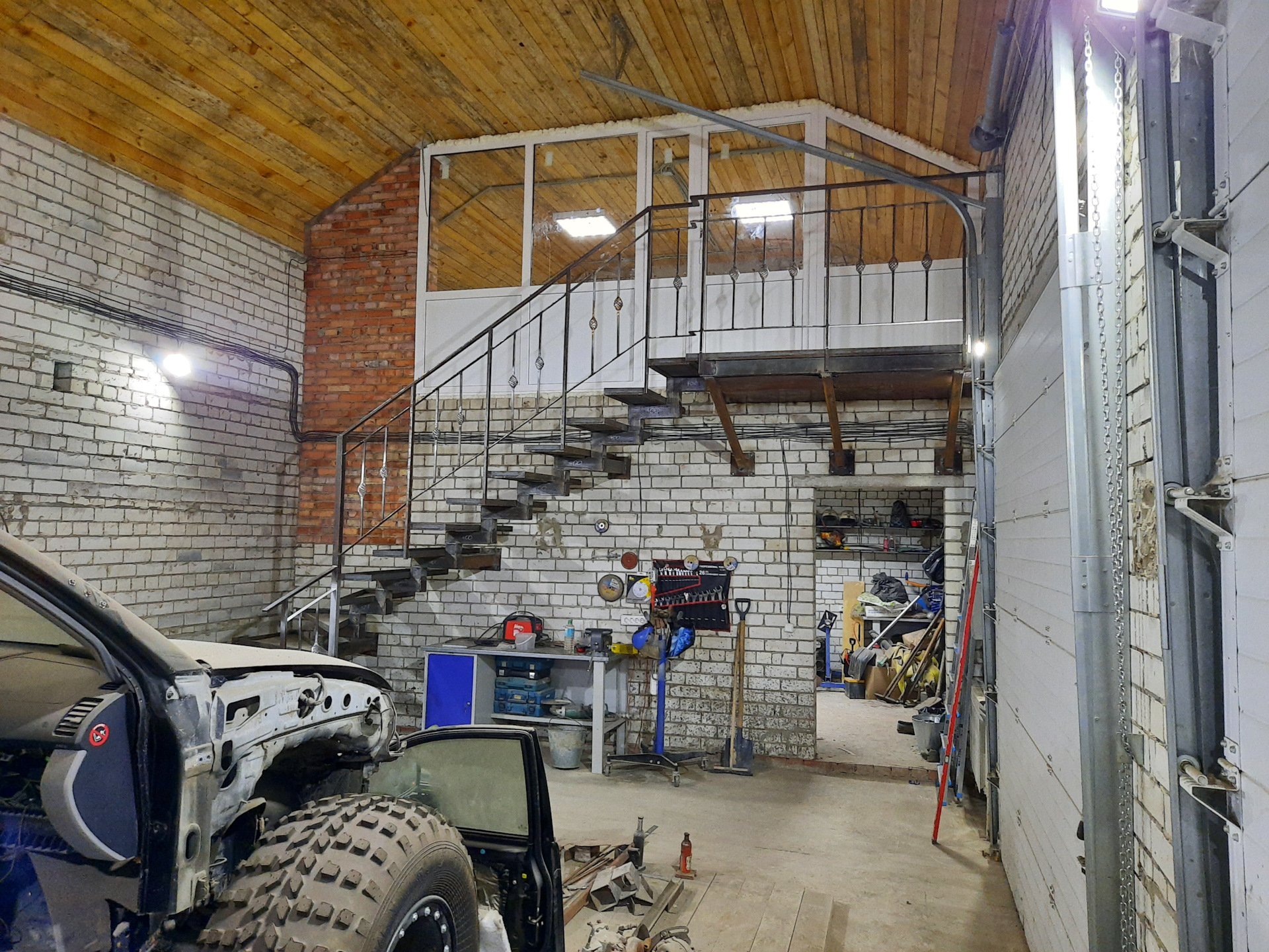 Второй этаж внутри гаража