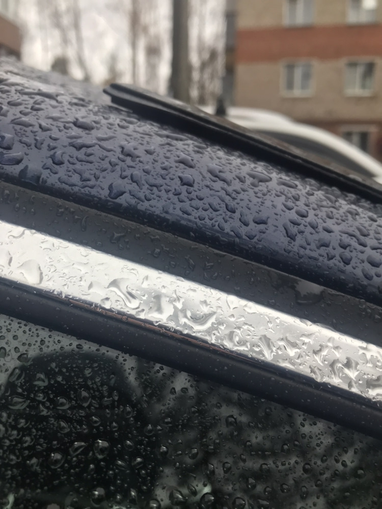 Держатель молдинга лобового стекла — Volvo S60 (2G), 2 л, 2012 года ...