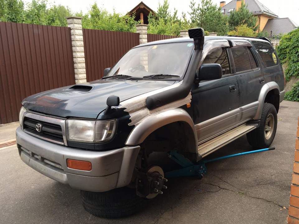 Фото в бортжурнале Toyota Hilux Surf (3G)