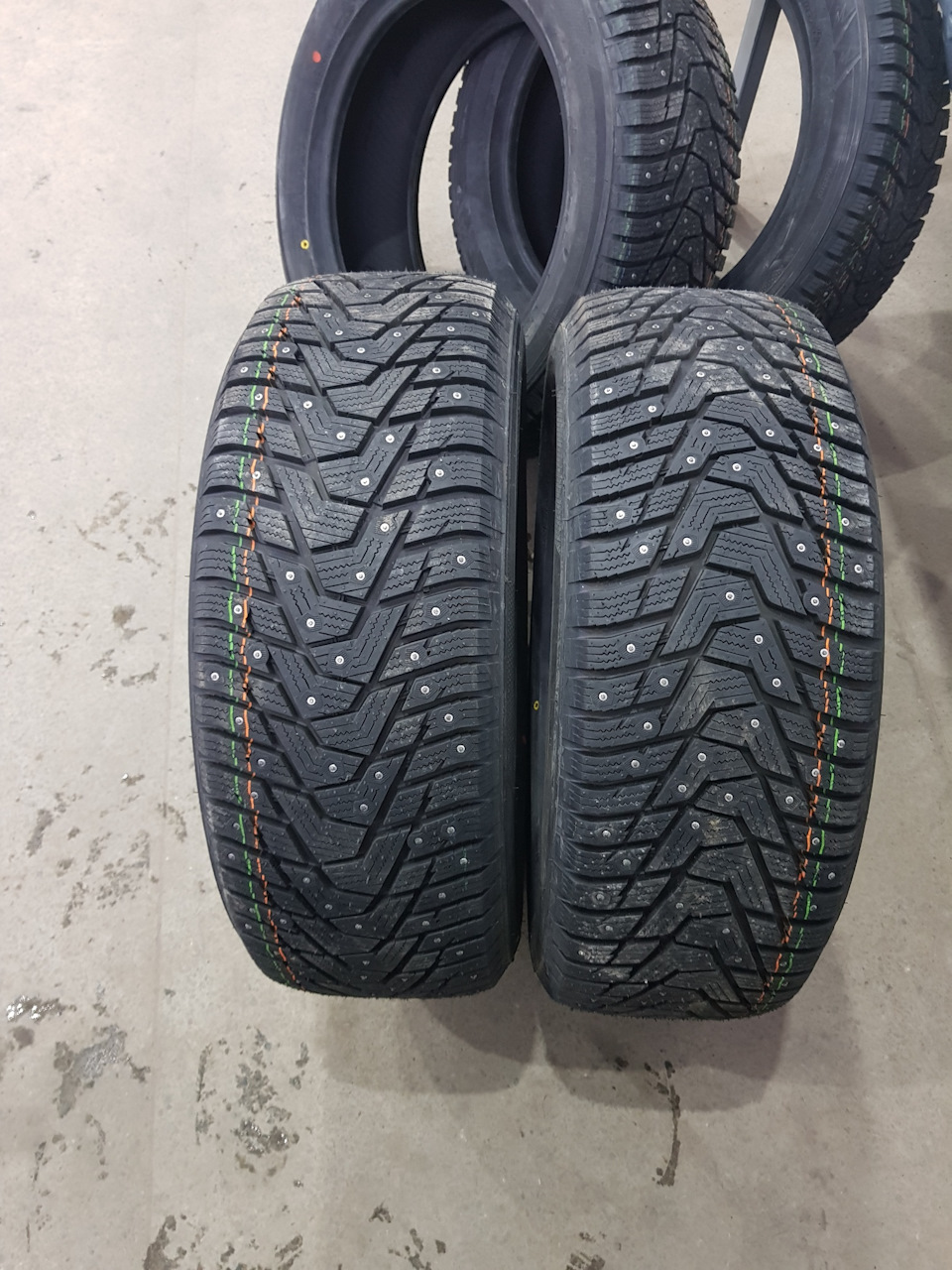 Hankook winter i pike rs2 w429 r17