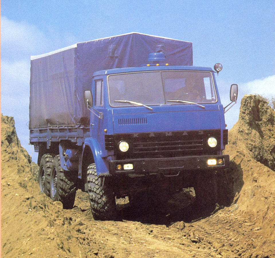 ロシア　KAMAZ-43105 Elecon  カマズ　43105 エレコン ロシア KAMAZ-43105 Elecon カマズ 43105 エレコン（MODEL CARS