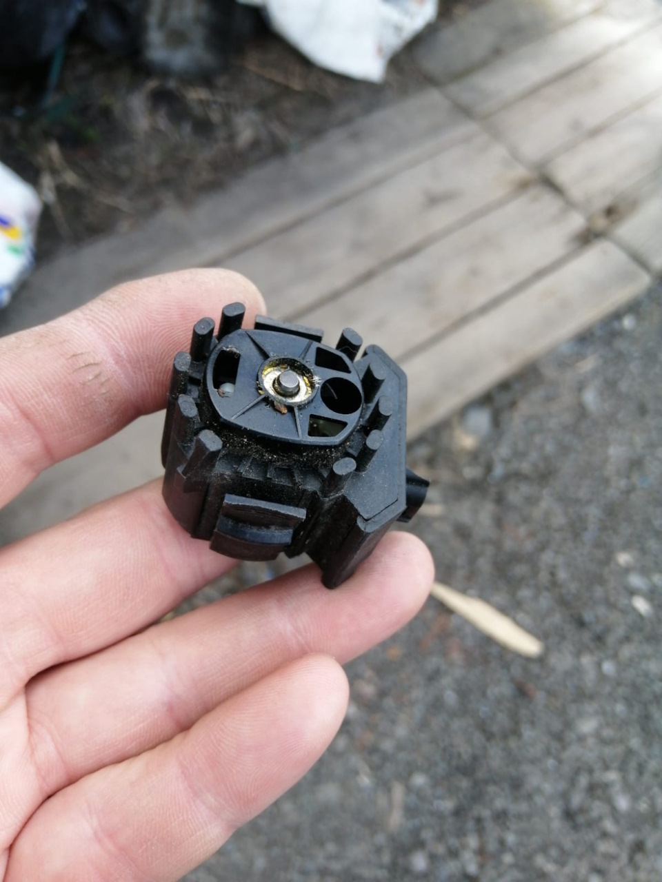 Сломалась кнопка кикдауна — Mercedes-Benz E-class (W210), 5,5 л, 2000 ...