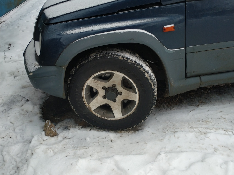 Народ ставил кто шпильки колесные от нивы на квадрата? — Suzuki Vitara ...