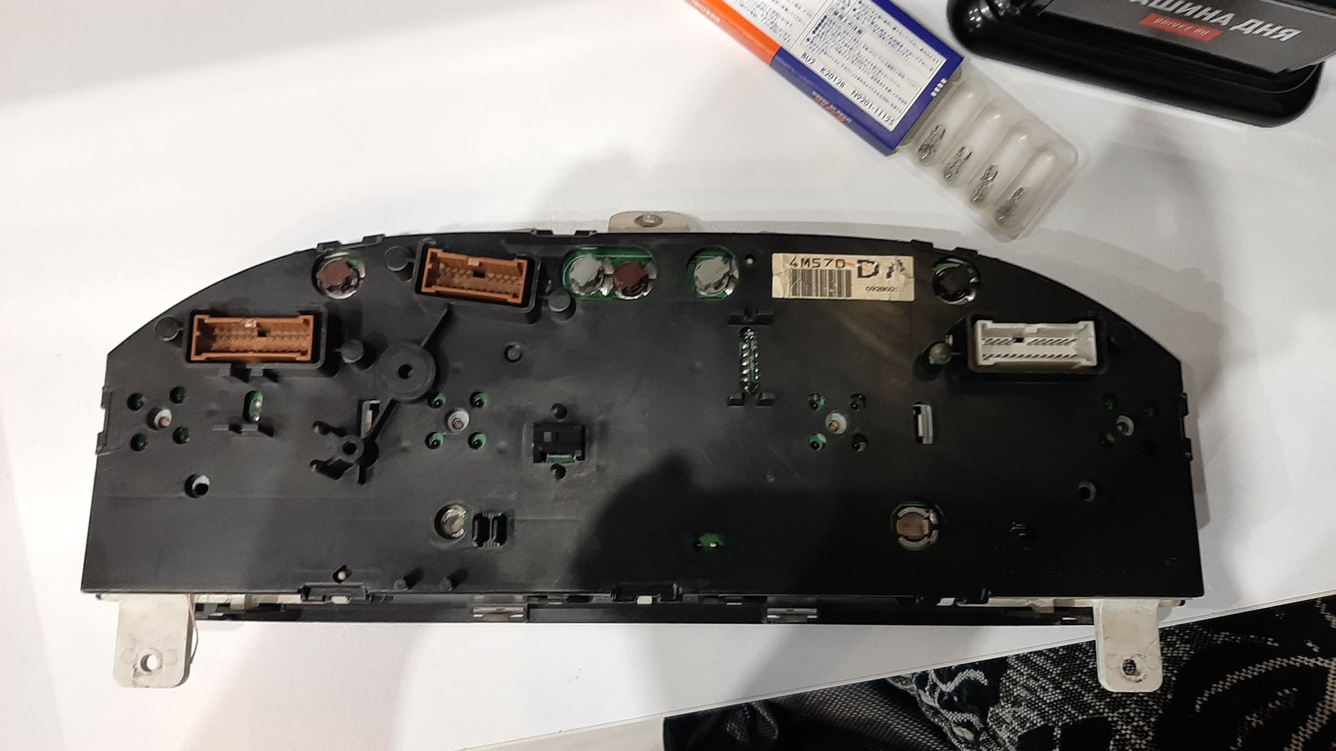 Какие лампочки стоят в приборке primera p11+. Газон 3307 полноприводный лампочки приборки. Лампочки в панели приборов ниссан альмера н16. Замена лампочек в приборной панели ниссан. Замена лампочек в приборной панели ниссан.