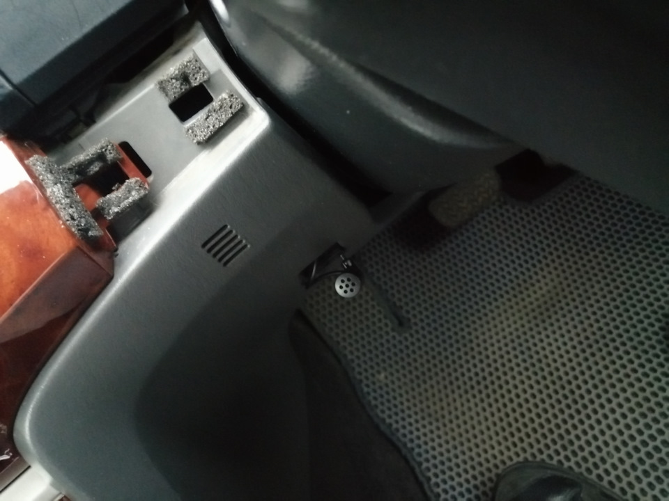 Подключение микрофона к магнитоле — Toyota Premio (T240), 1,8 л, 2006 ...