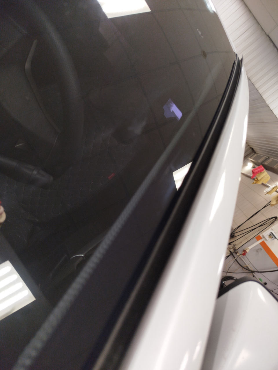 Водосток, окантовка лобового стекла Веста, Технологии будущего — Lada ...