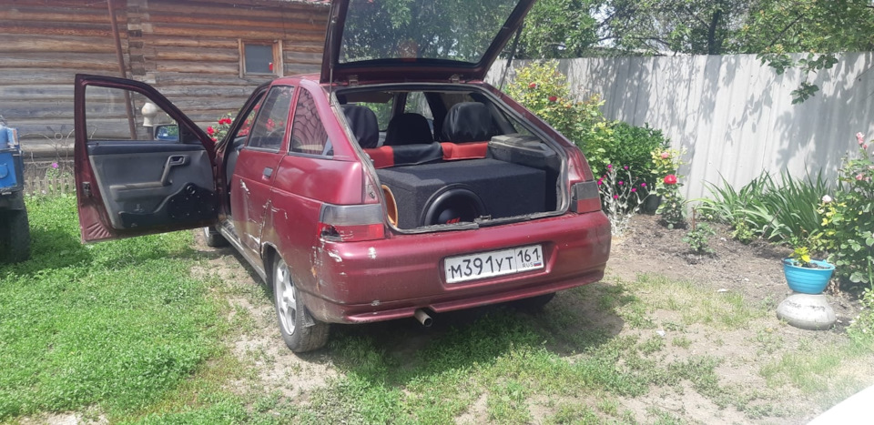 Музыка это болезнь 😎 — Lada 2112, 1,6 л, 2005 года | автозвук | DRIVE2