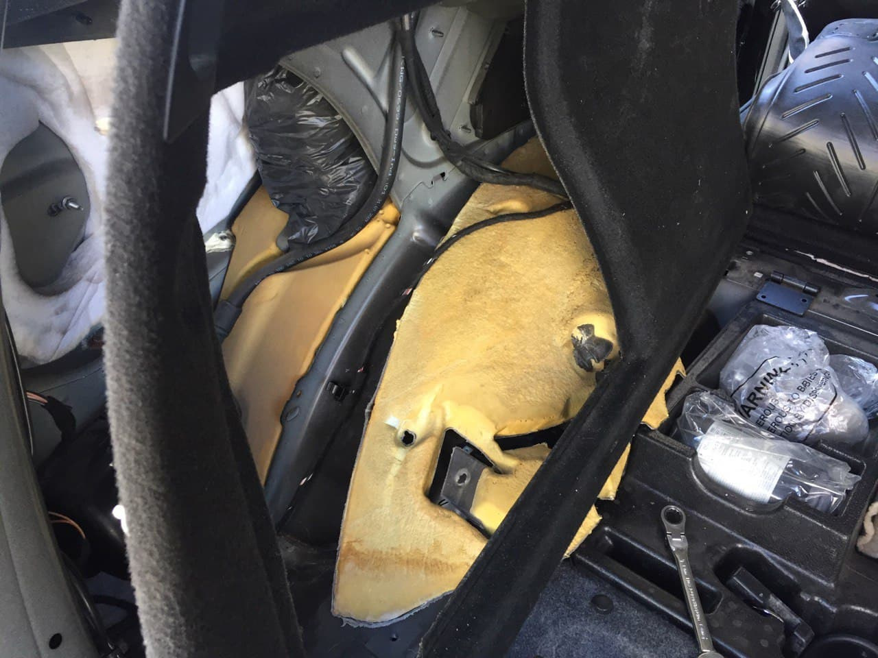 Мерседес W164 рестайл снятие задних стоек c ADS Airmatic — Mercedes ...