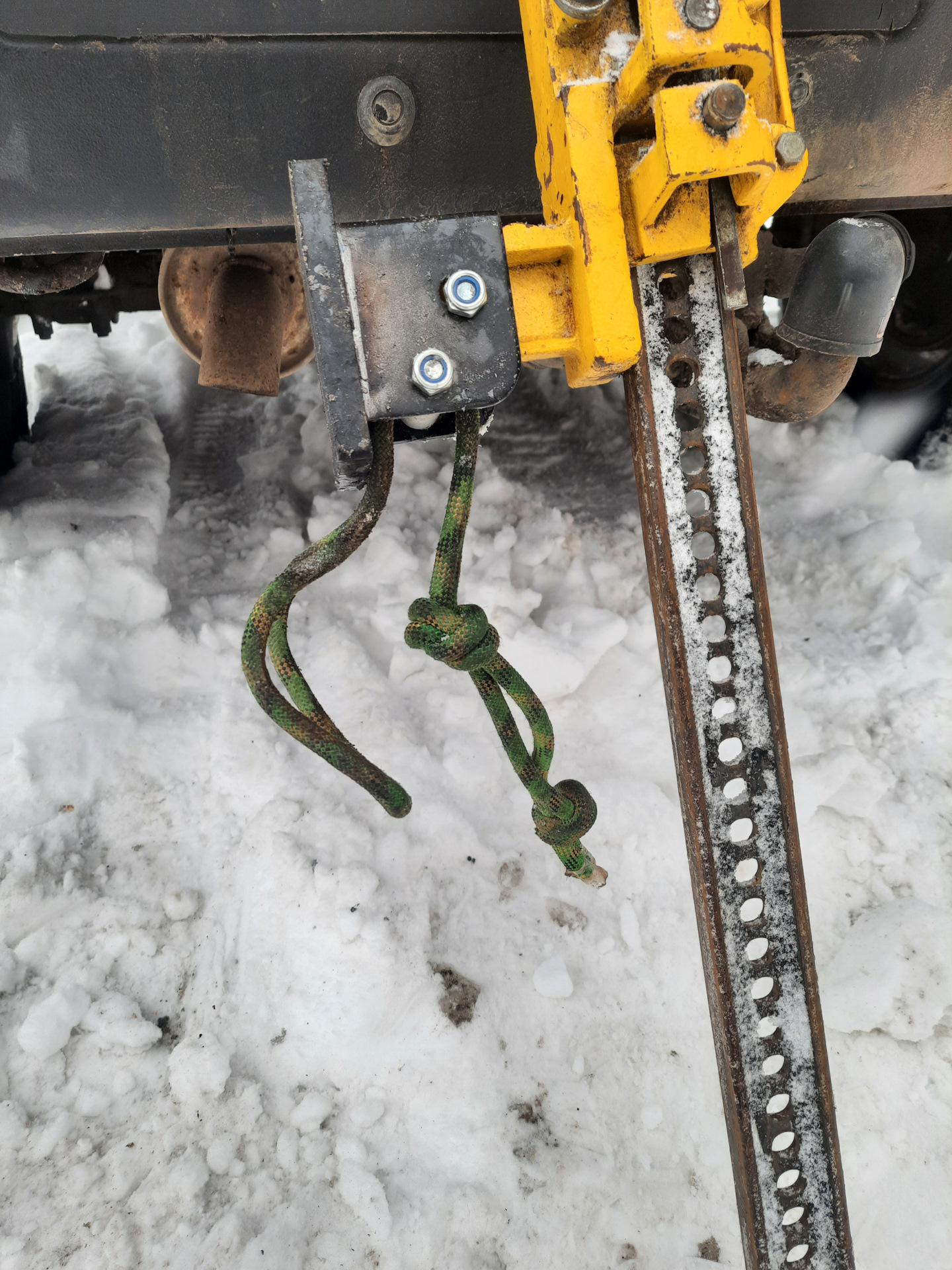 Как поднять Патриот за задние проушины — УАЗ Patriot, 2,7 л, 2012 года ...