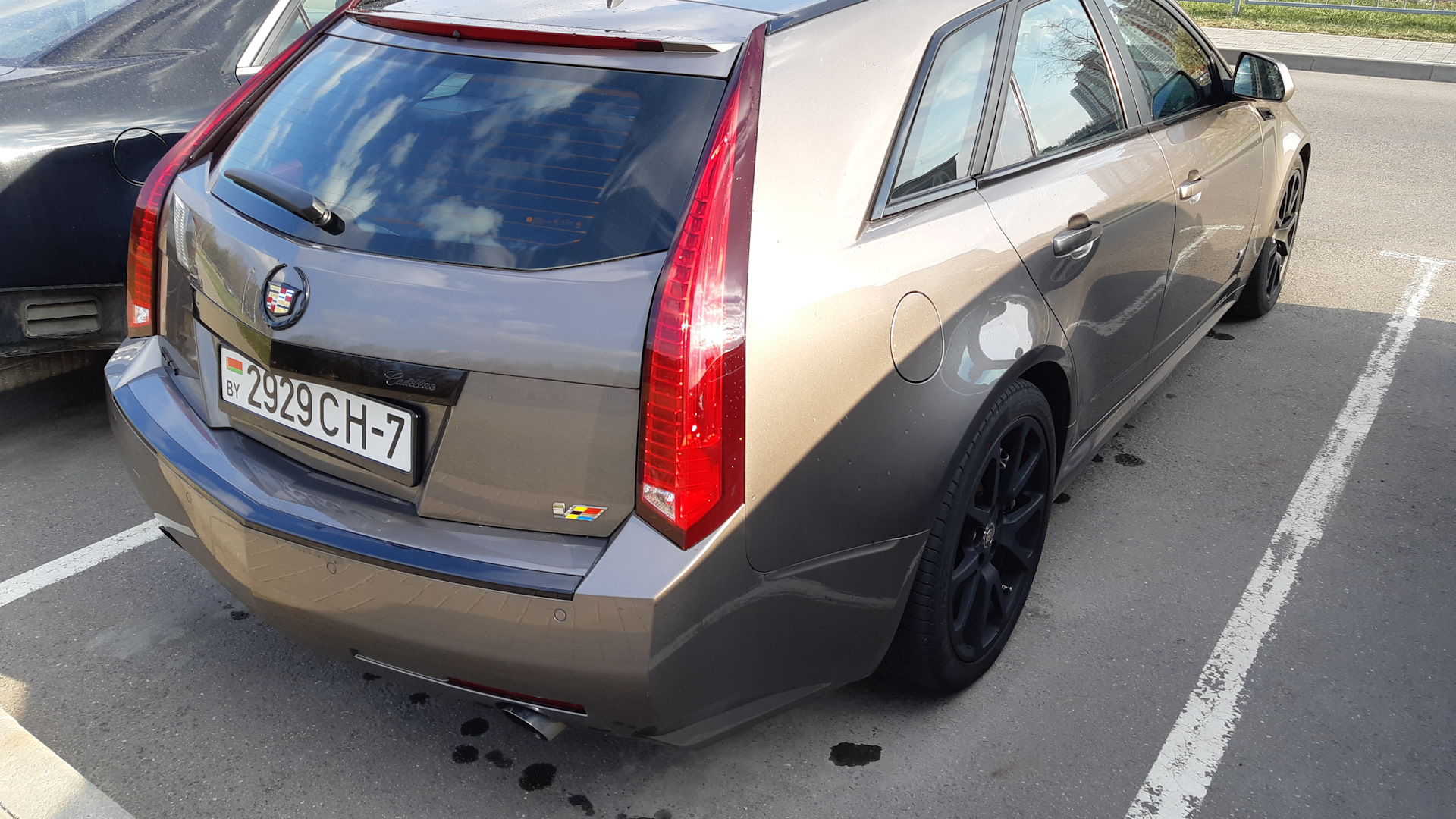 Cadillac CTS-V Sport Wagon 6.2 бензиновый 2011 | 6.2L V8 + 1.9L charger на  DRIVE2