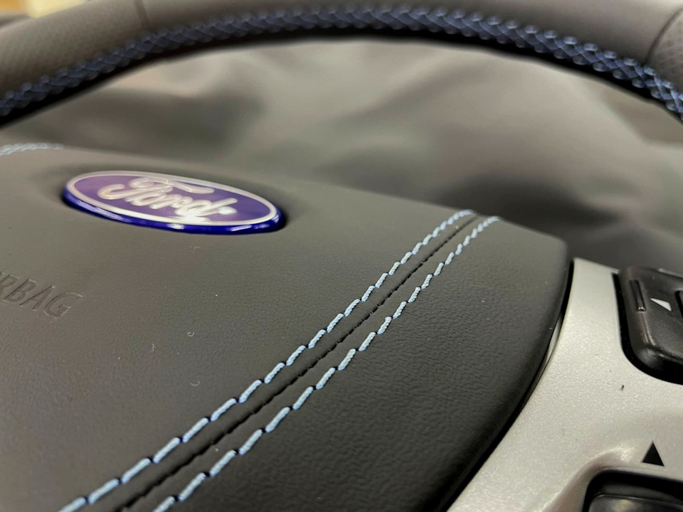 Фото в бортжурнале Ford Explorer (5G)