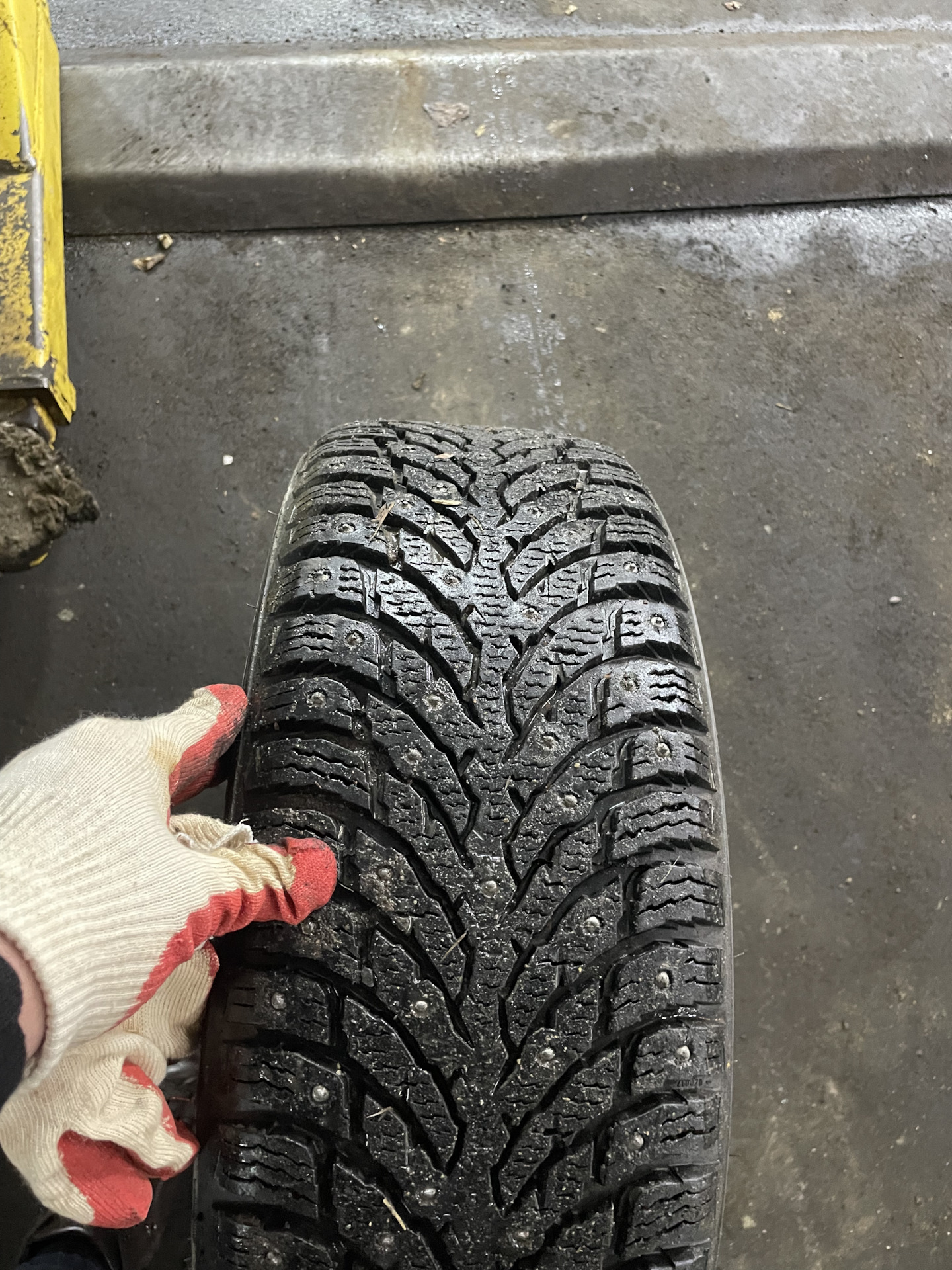 Резина Nokian Tyres Hakkapeliitta 9 — Honda Civic 4D (8G), 1,8 л, 2007 ...
