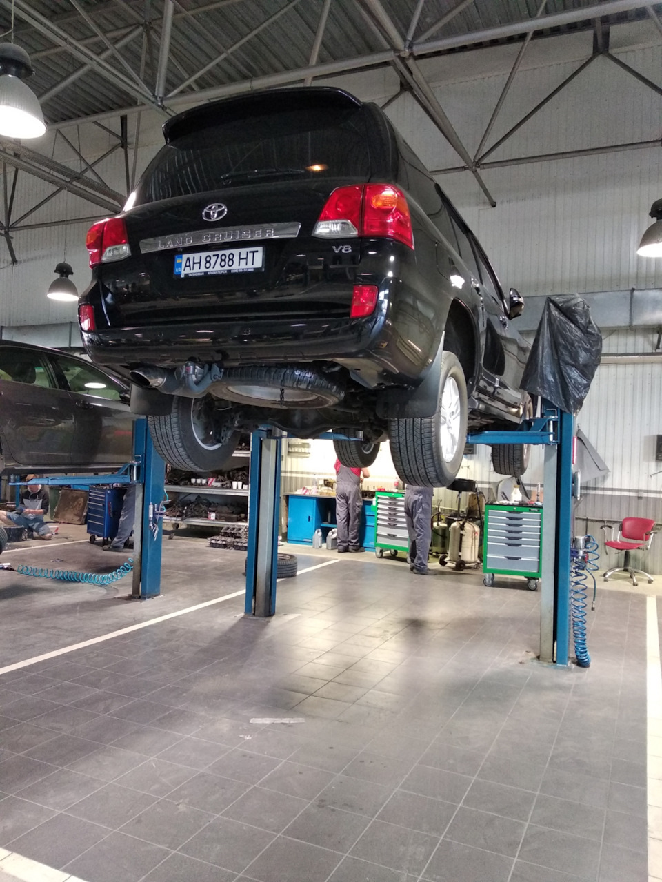 Амортизаторы — Toyota Land Cruiser 200, 4,5 л, 2012 года | визит на ...