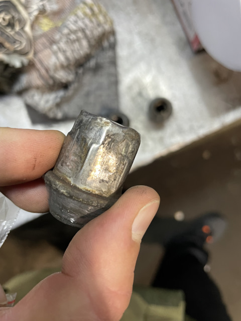 BE4107 Гайка колесная, конус, M14 x 1,5, L=35, ключ 21, Хром