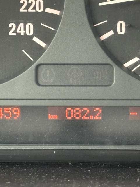 какие лампочки загораются при включении зажигания