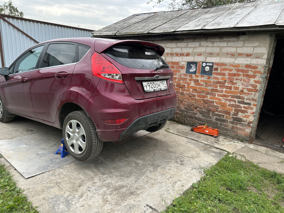 Фото в бортжурнале Ford Fiesta (Mk VI)