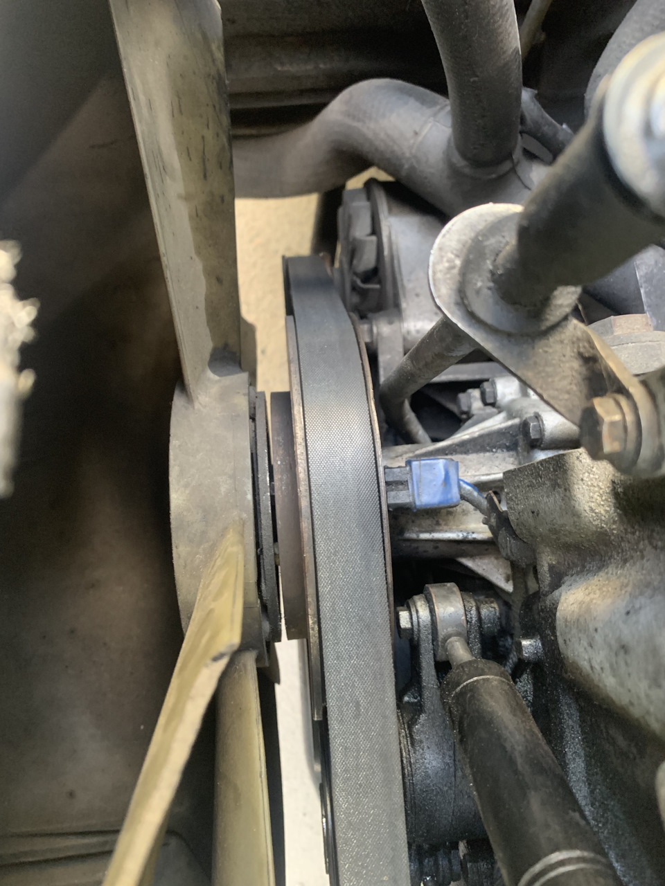 Электромуфта. Что не так? — Mercedes-Benz E-class (W124), 2 л., 1988 ...