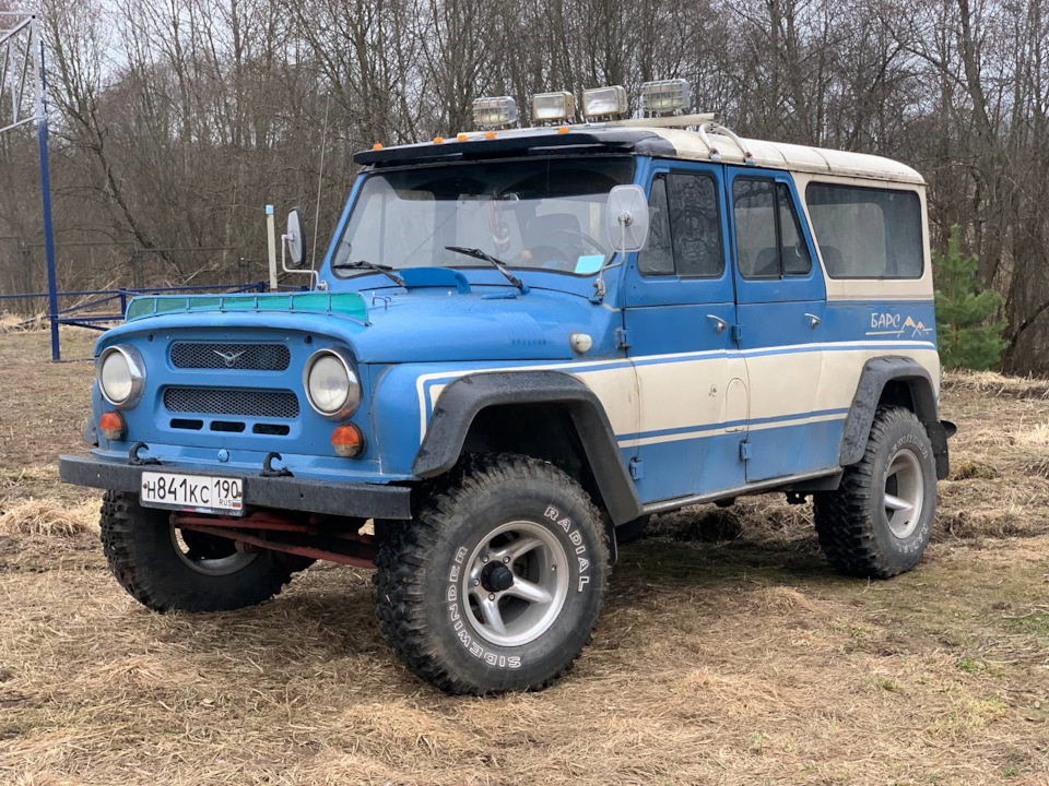 Photo from the logbook UAZ 3153. Found on photo: Hankook RA28E Radial