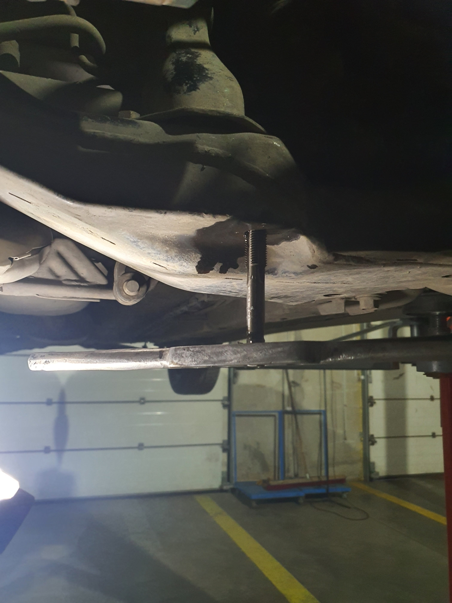 Замена сцепления лансер 9 2.0 ч.2 — Mitsubishi Lancer IX, 2,4 л, 2004 ...