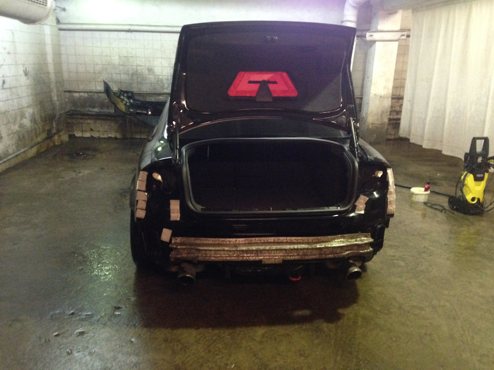 Моем чистим под бампером и сам бампер. — Audi A4 (B7)