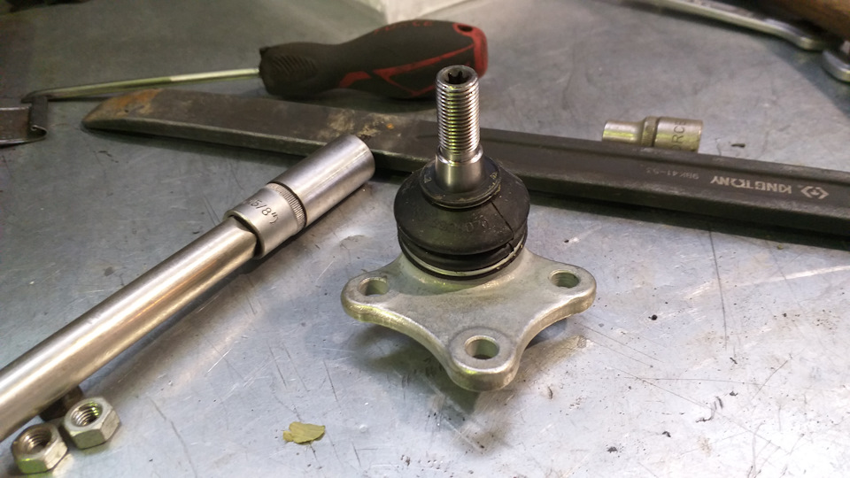 Новая шаровая опора — Lada Vesta SW (1G)