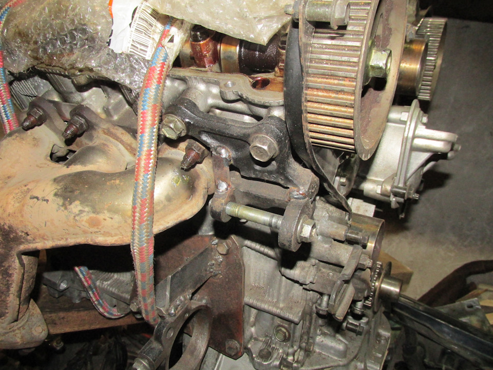 Также и кронштейн гура, сделан под гур 4sfe — Toyota Vista (30)