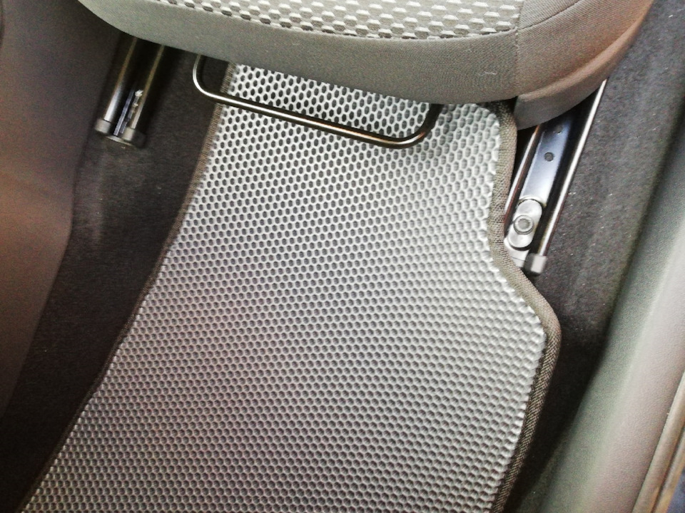 Декоративный пластик для дверей — Volkswagen Polo liftback, 1,6 л, 2020 ...