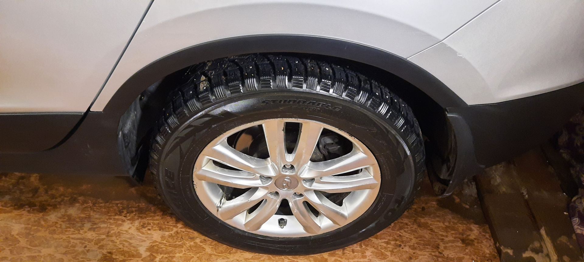 Резиновые арки — Hyundai ix35, 2 л, 2011 года | тюнинг | DRIVE2