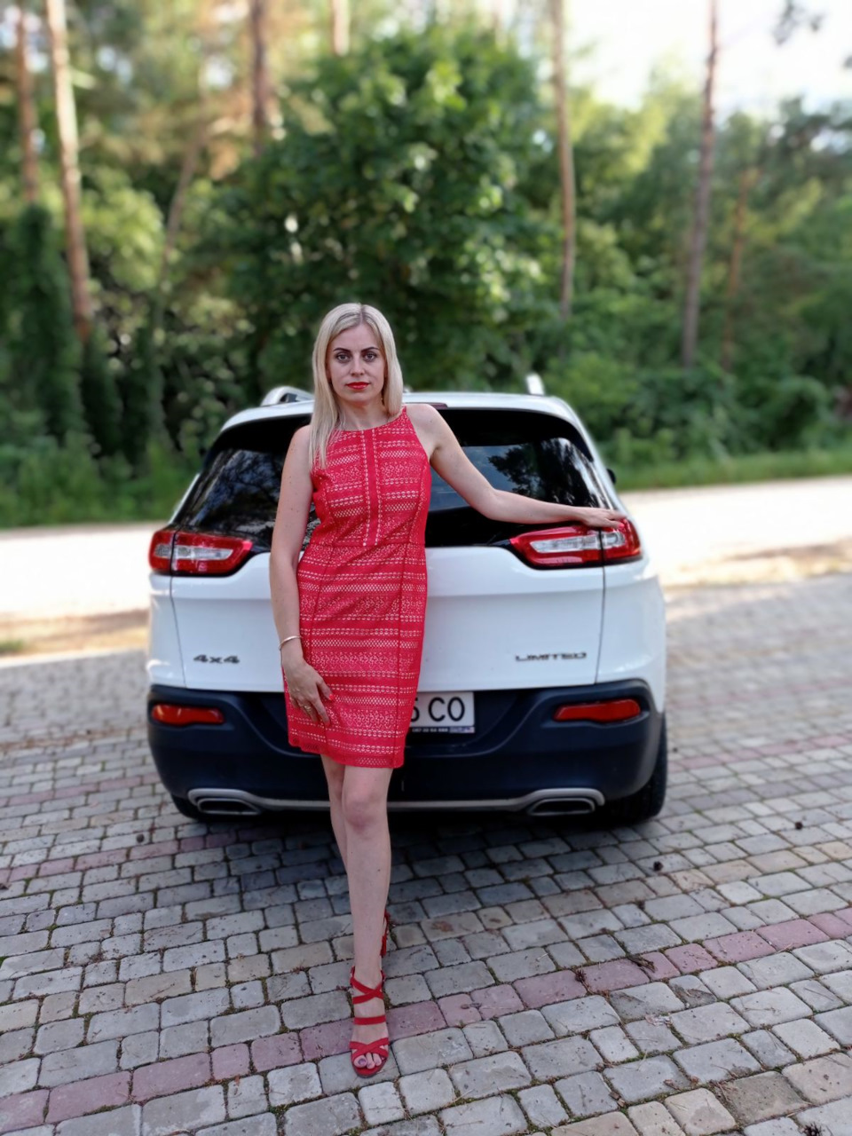 Красно-белое — Сообщество «Girls & Cars» на DRIVE2