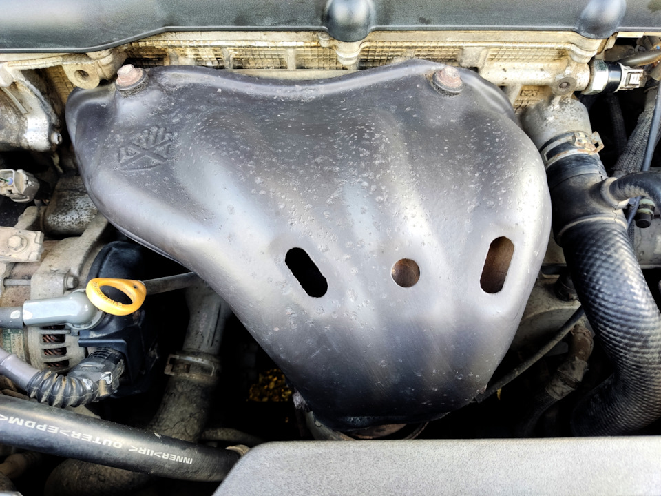 Покраска защиты выпускного коллектора — Toyota Blade, 2,4 л, 2009 года ...