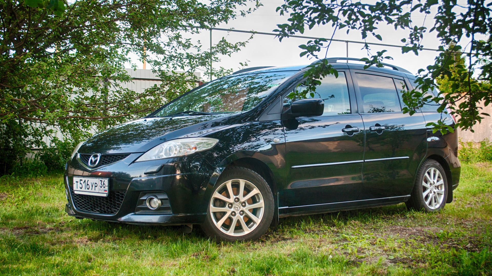 Л 2008. Mazda 5. Мазда 5 2009 года. Мазда 5 7 мест. Mazda 7 местная.