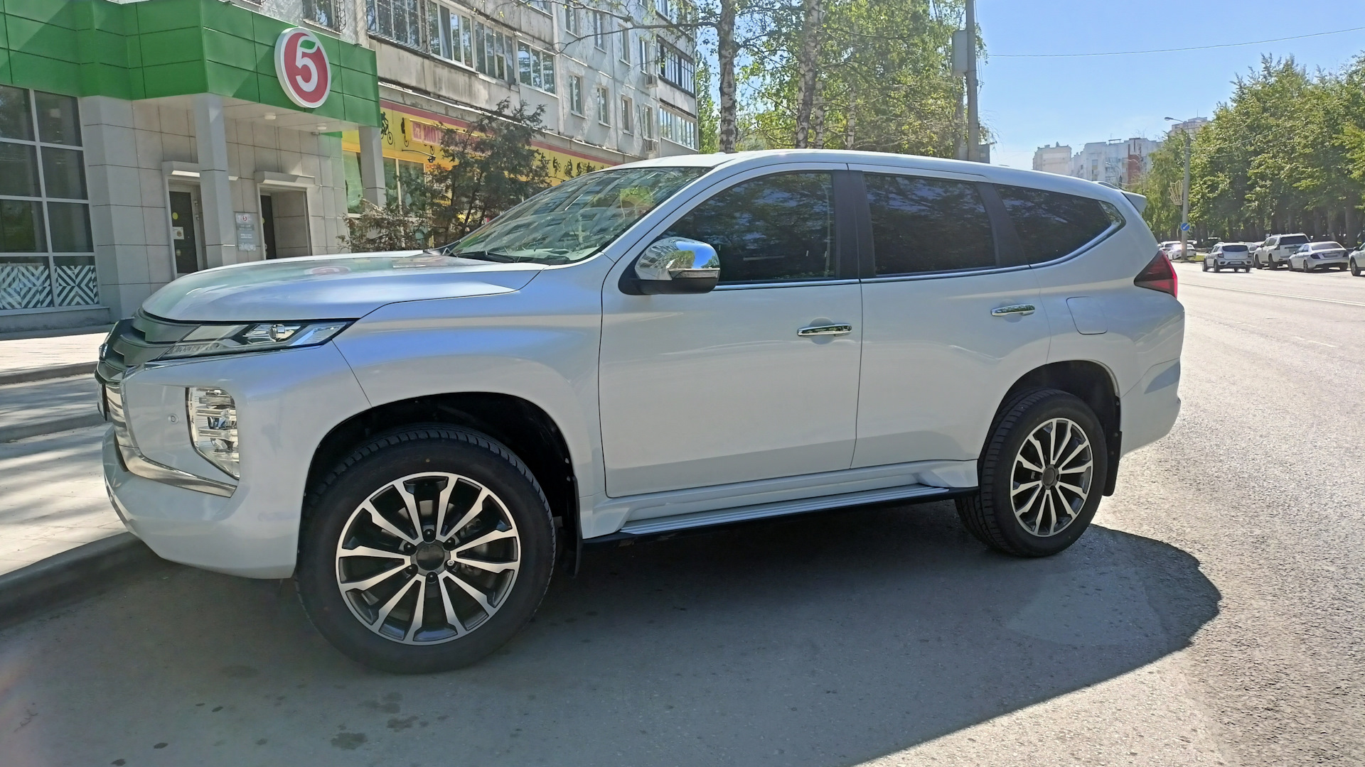 Mitsubishi Pajero Sport (3G) 3.0 бензиновый 2020 | на DRIVE2