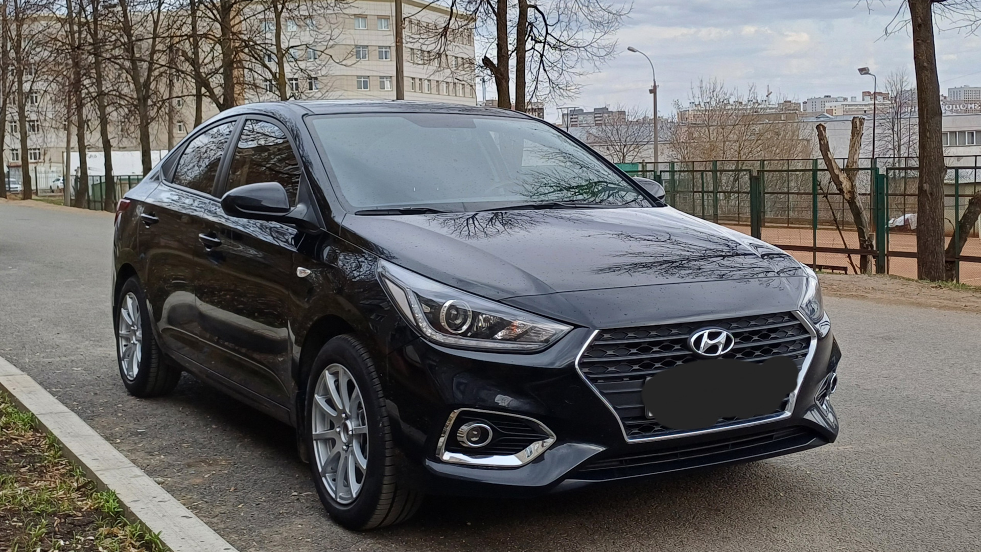 Hyundai Solaris (2G) 1.6 бензиновый 2018 | Black на DRIVE2