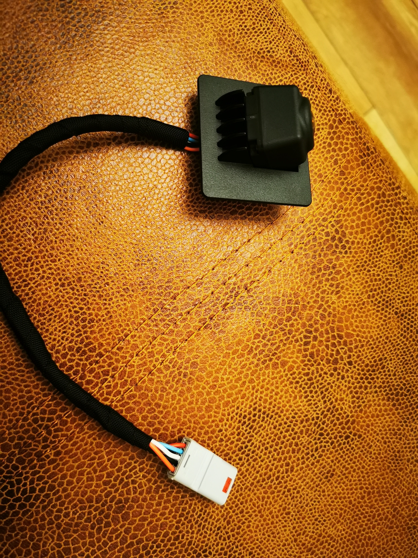 ️Запись № 50. Установка камеры заднего вида на Шевроле Малибу(своими ...