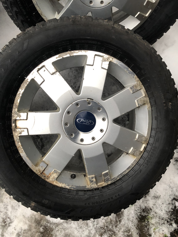 Шины зимние шипованные Nokian 235/60 R17, литые диски Ronal 6,5Jx17 ...