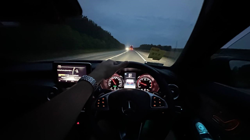 Фото в бортжурнале Mercedes-Benz C-Class (W205)