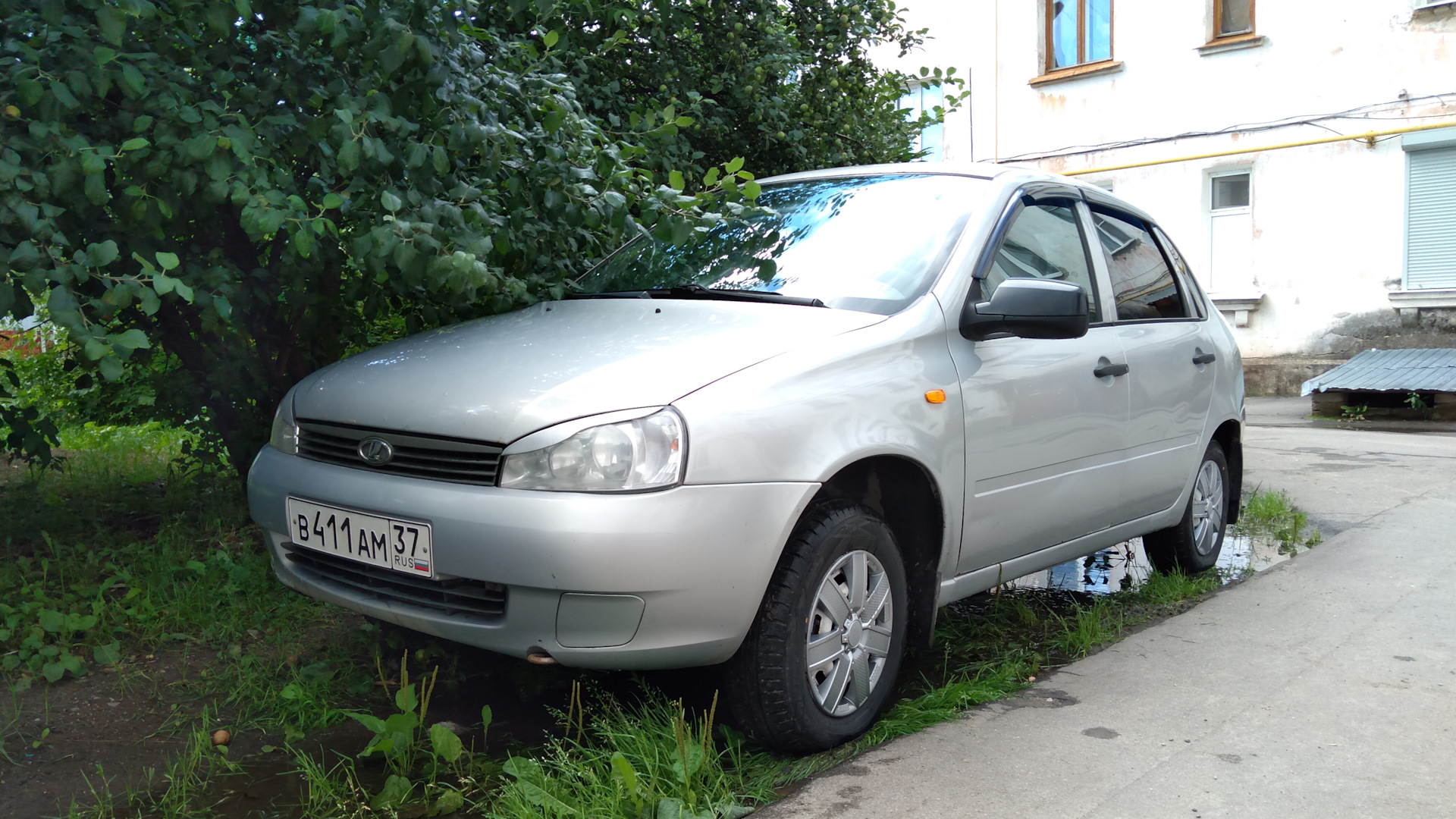 Lada Калина седан 1.6 бензиновый 2008 | Strieborná hviezda на DRIVE2