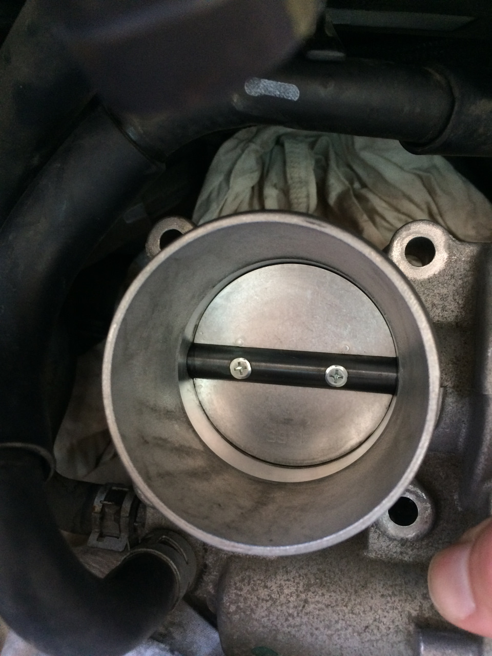 Как чистить дроссель. Пошаговая инструкция. — Toyota Prius (50), 1,8 л ...