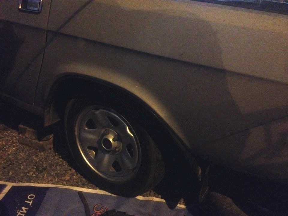 Лоурайдер по принуждению =)Или как поднять Волгу?) — ГАЗ 3102, 2,3 л ...