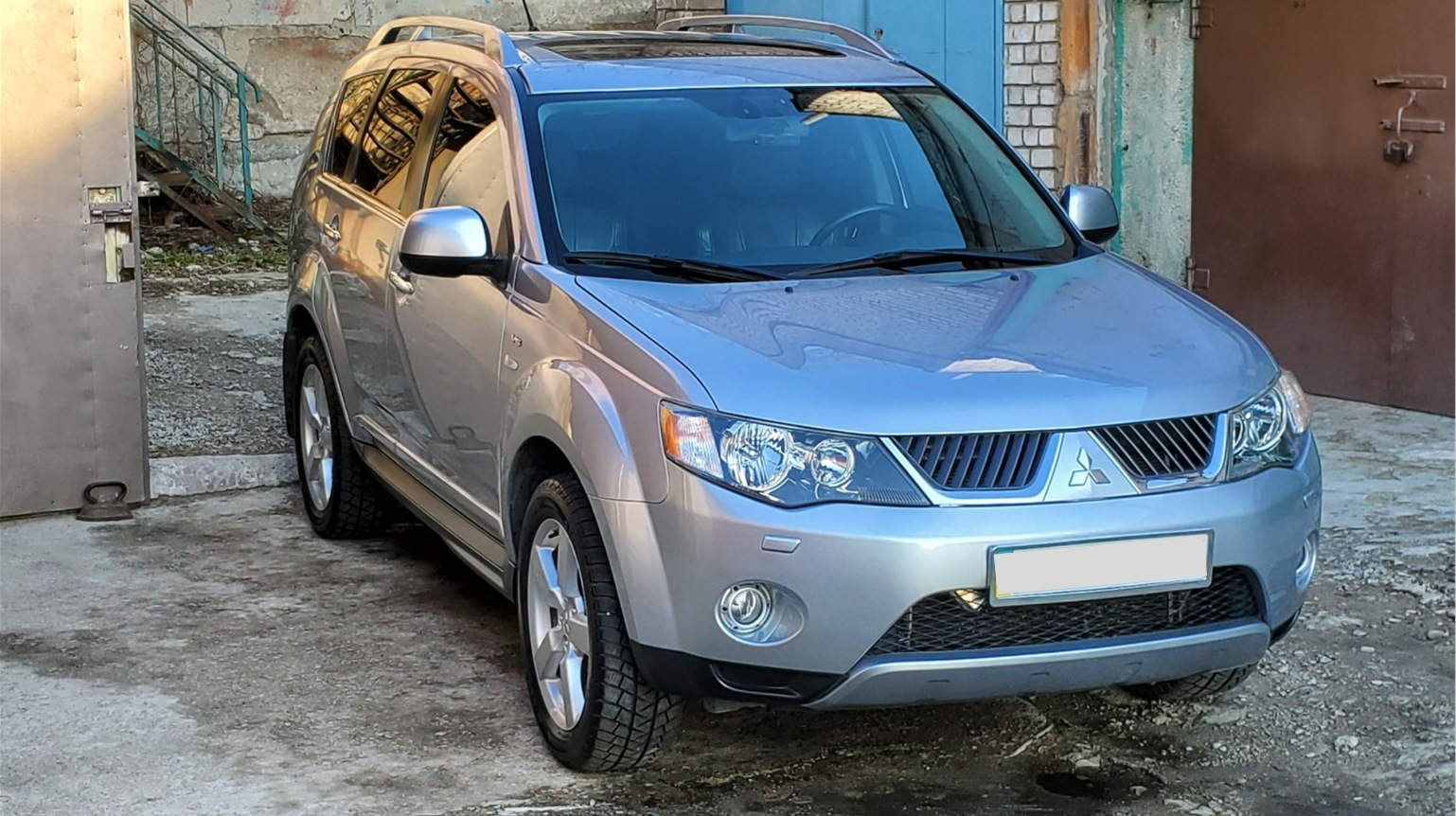 Mitsubishi Outlander XL 3.0 бензиновый 2009 | 3.0 full на DRIVE2