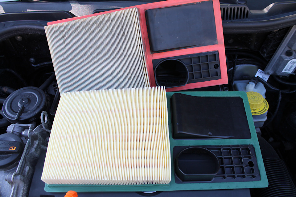 Замена свечей и воздушного фильтра — Volkswagen Polo Sedan, 1,6 л, 2012 ...