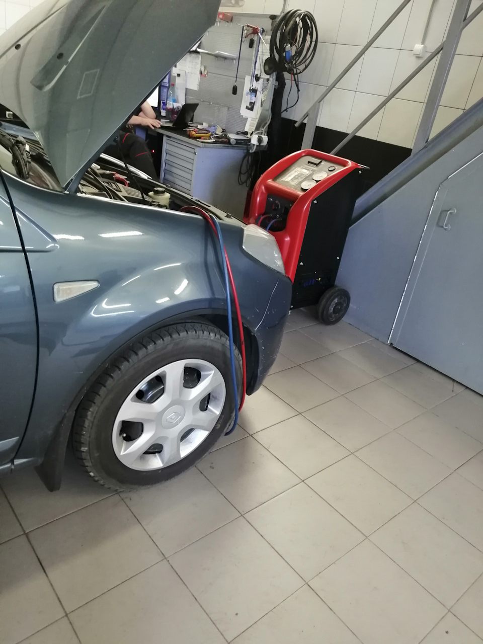 Лучше бы и не лез туда (проблема решена!) — Renault Sandero 1G, 1,6 л ...