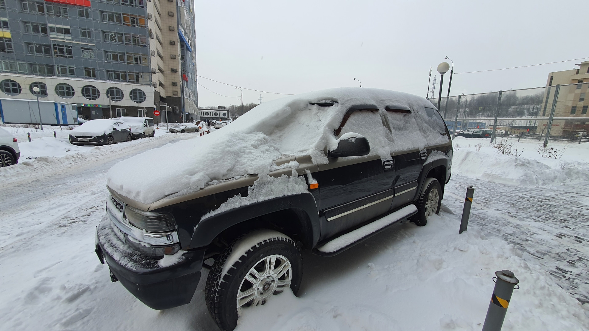 Шевроле Тахо 93 в грязи