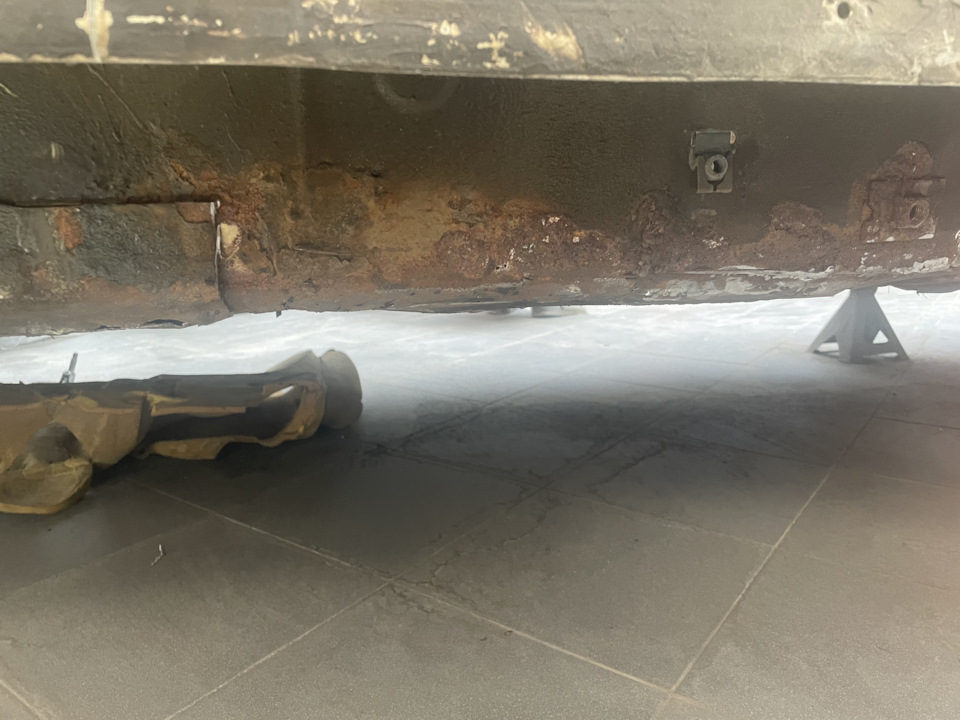 А Балда приговаривал с укоризной: “Не гонялся бы ты, поп, за дешевизной ...