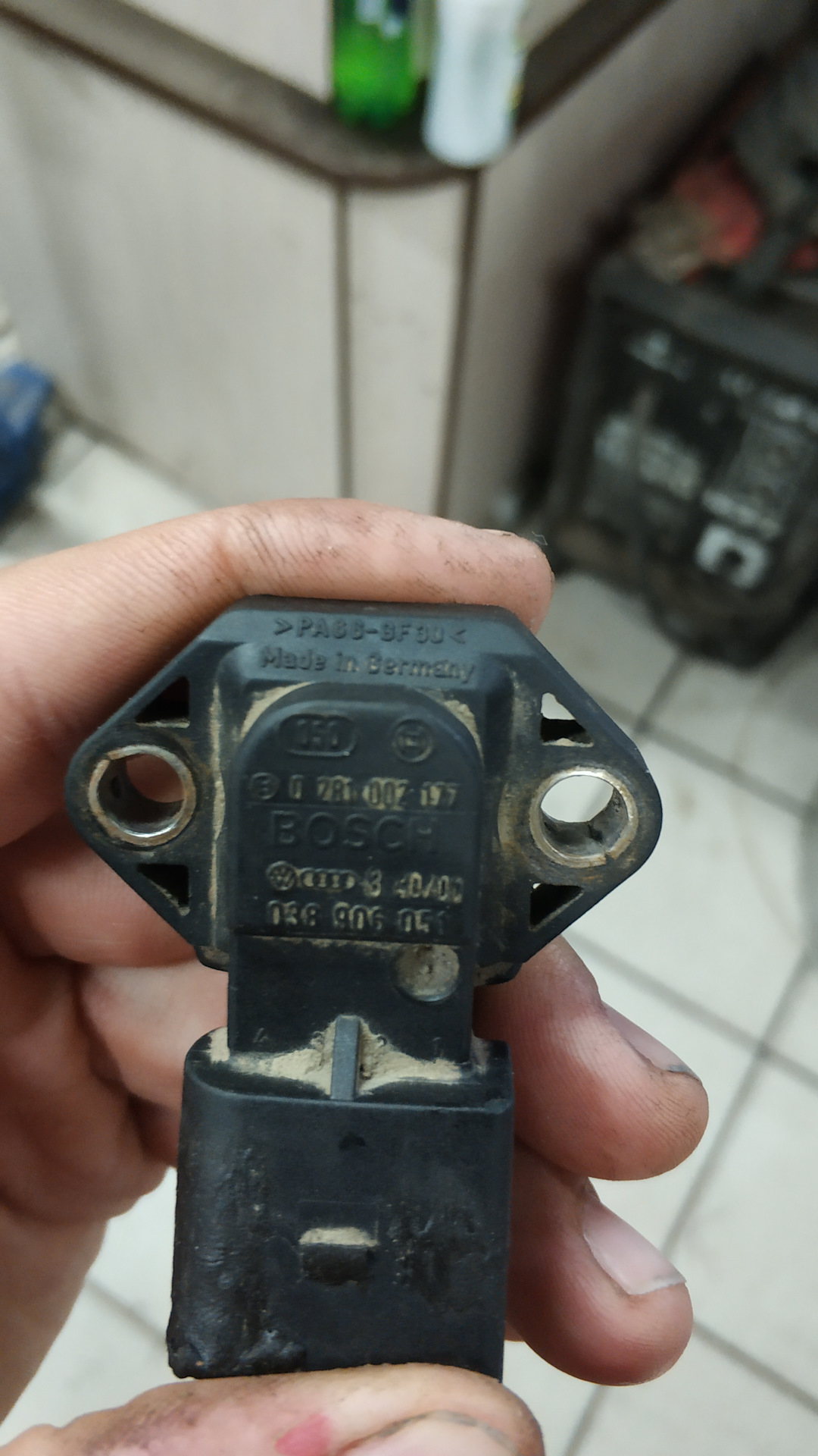 Датчик абсолютного давления воздуха рено логан 1. Датчик абсолютного давления 1 2. Датчик абсолютного давления 2. 4 артикул. Датчик абсолютного давления 2.